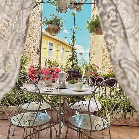Spello House Patio Leilighet Eksteriør bilde