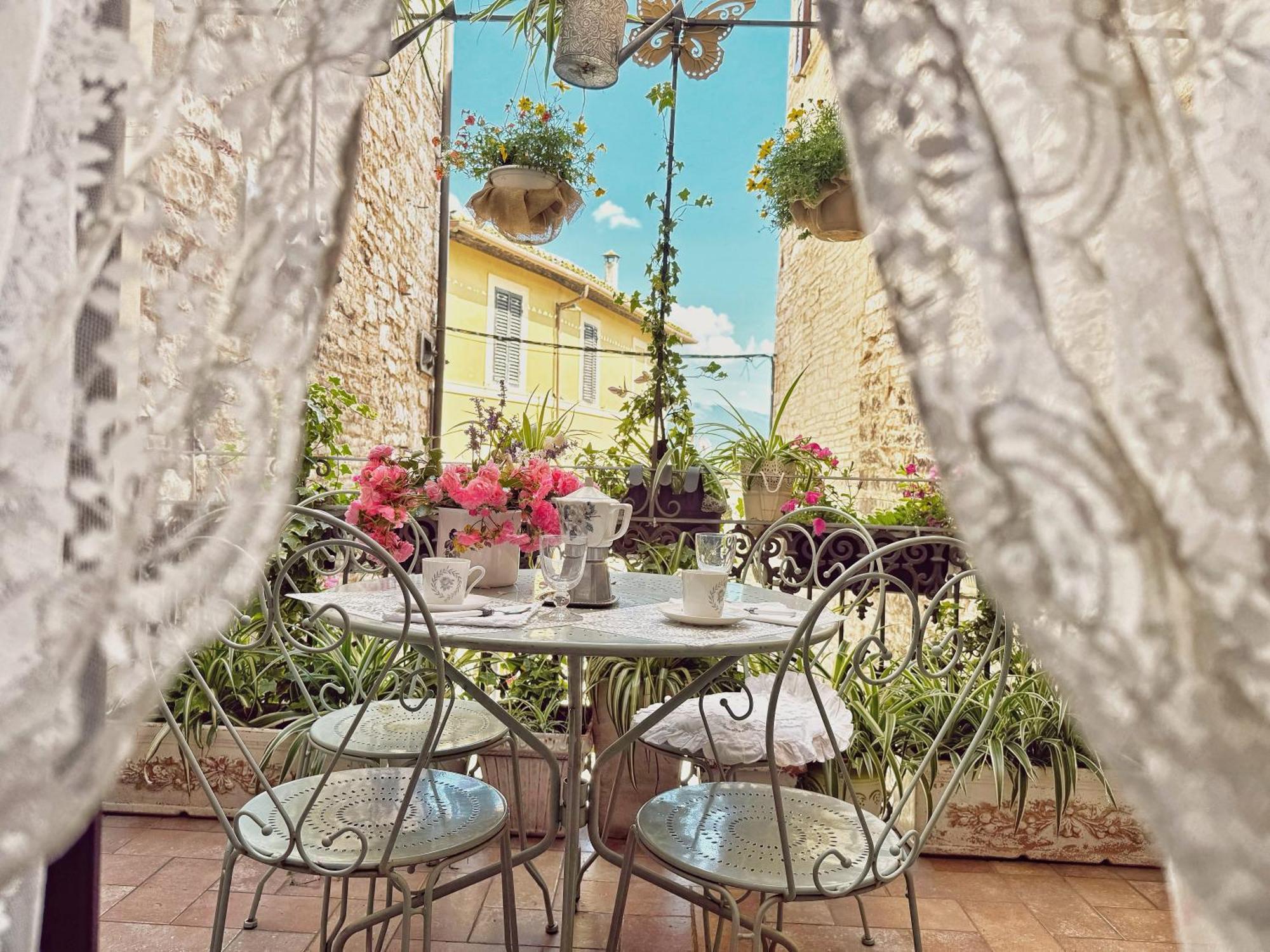 Spello House Patio Leilighet Eksteriør bilde